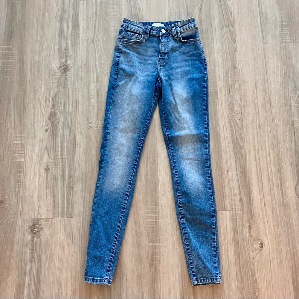 Forever 21 Medium Wash Skinny Jeans